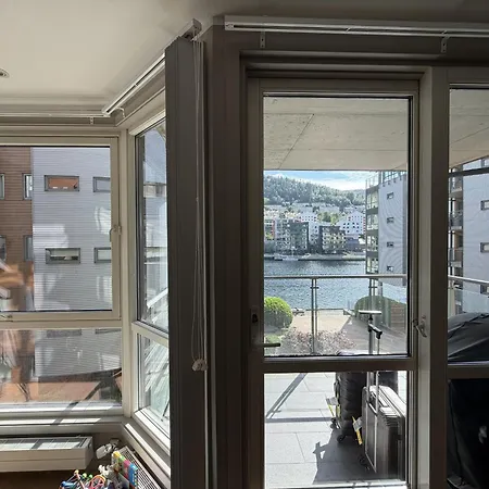 Modern Mohlenpris With Seaview *