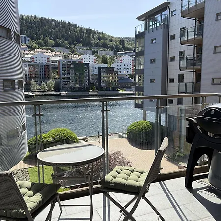 Апартаменты Modern Mohlenpris With Seaview *